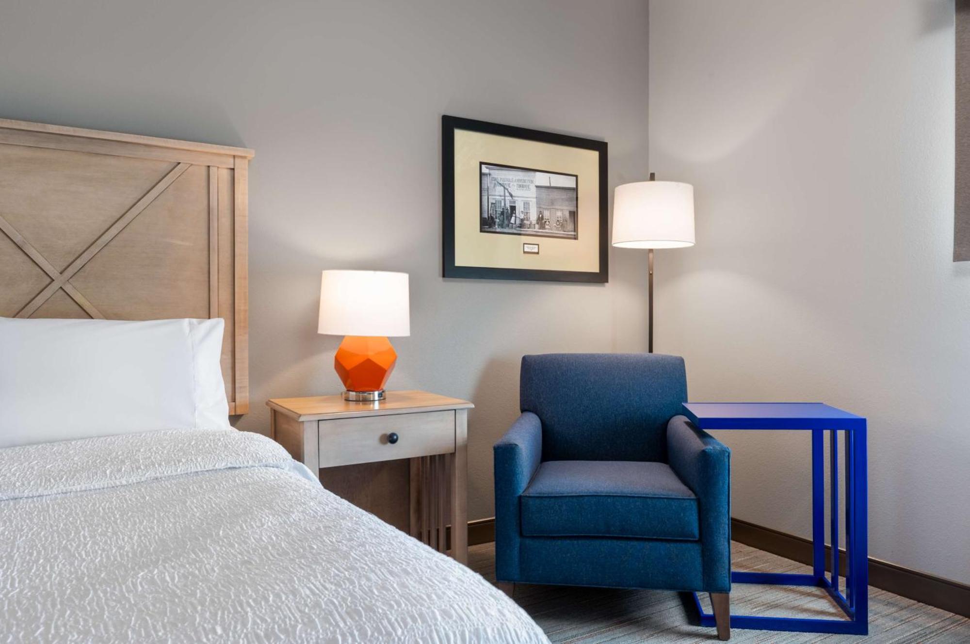 Hampton Inn & Suites Dodge City Boot Hill Casino Екстериор снимка